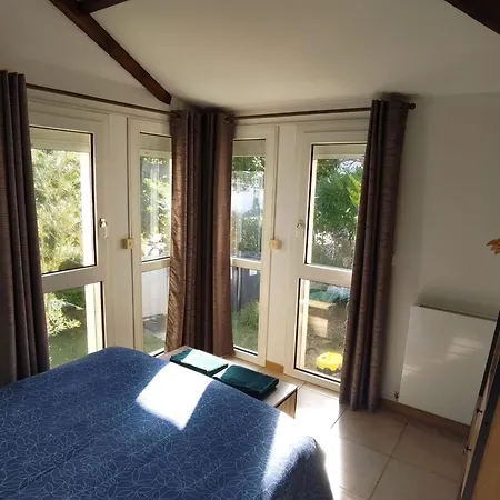 Ferienhaus Bright House With Terrace And Garden - Caen *