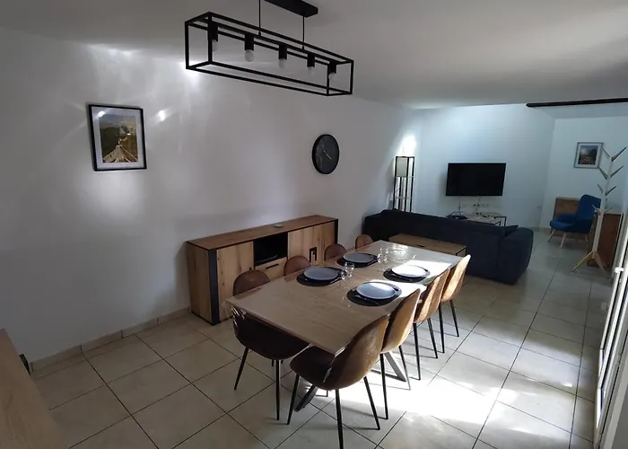 Bright House With Terrace And Garden - Caen *